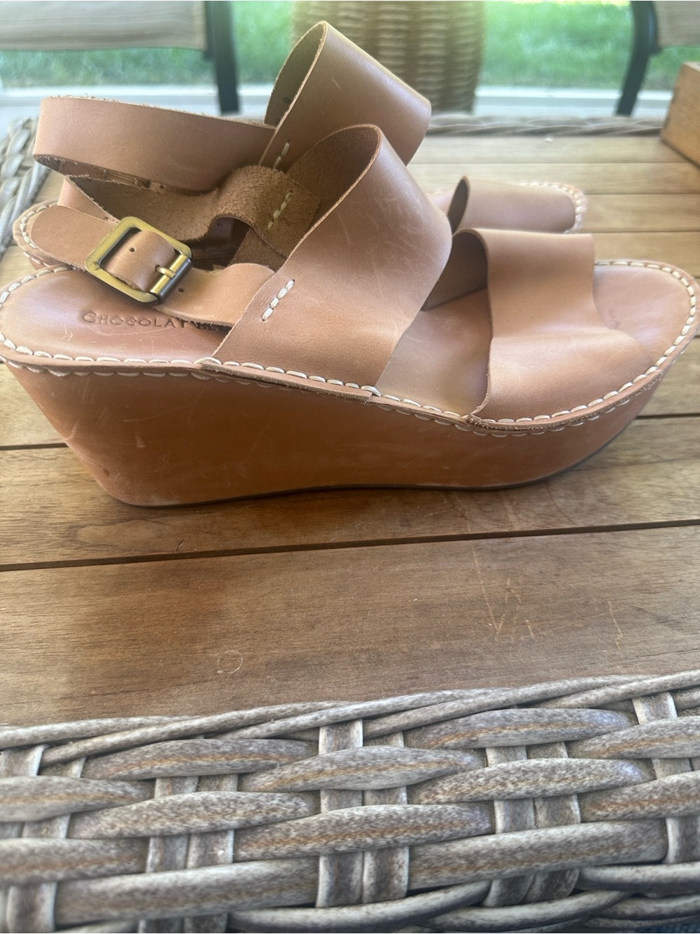 Chocolat Blu Wymen Platform Sandals 9
